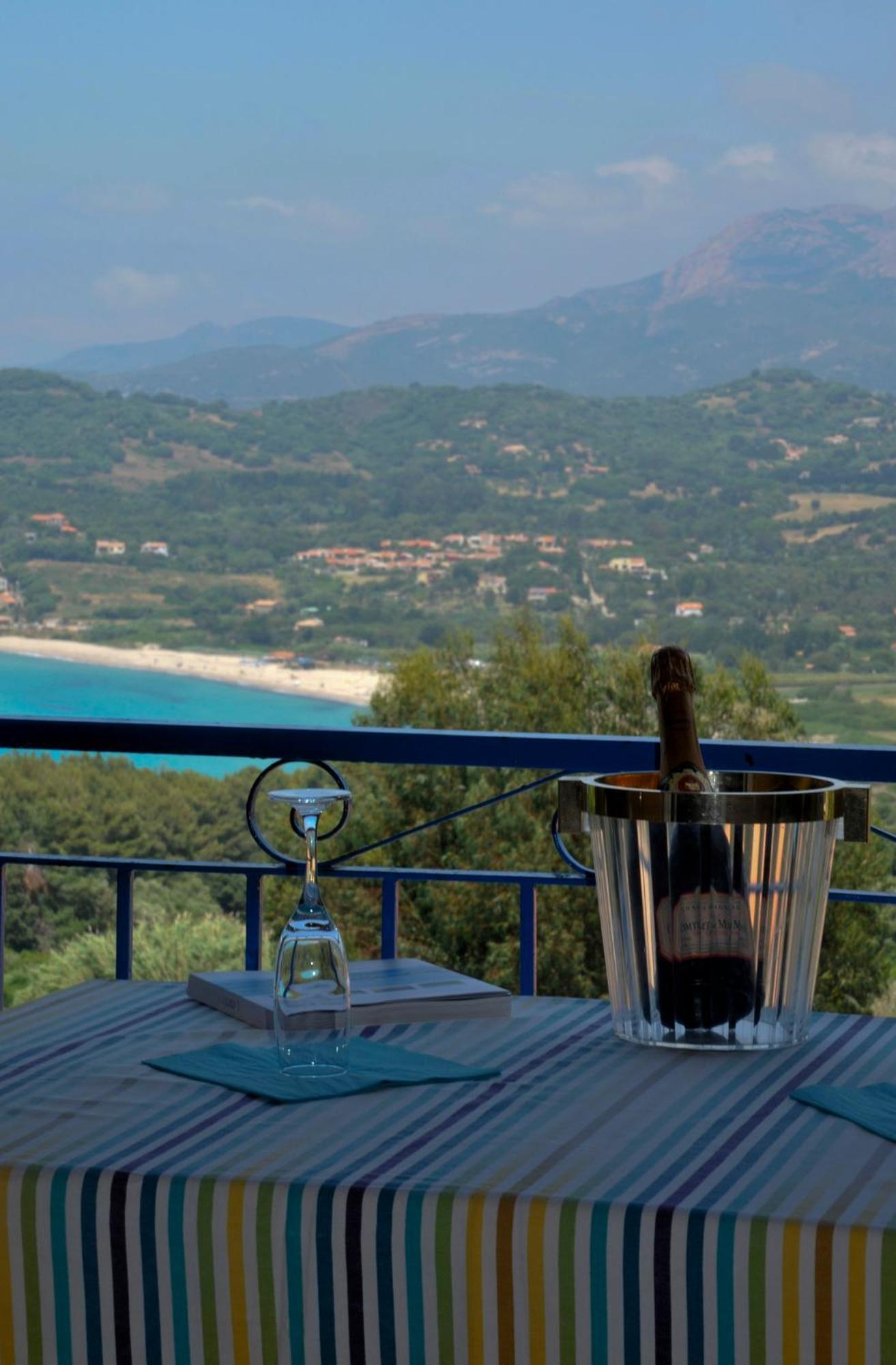 Residence Colombara Cargese Bagian luar foto